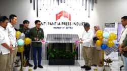 Energia Prima Nusantara Selesaikan Pembangunan Pembangkit Listrik Tenaga Surya Atap di Pabrik Inti Pantja Press Industri