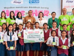 Memperingati Hari Kebersihan Menstruasi, Hers Protex Donasikan 2.003 Pack Pembalut dan Edukasi Kesehatan Menstruasi di NTT