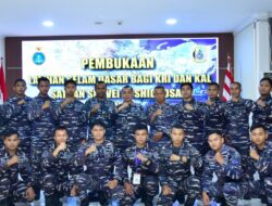 Tingkatkan Profesionalisme, Pushidrosal Gelar Pelatihan Selam Dasarbagi Personel KRI dan KAL Satsurvei