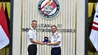 Kepala Bakamla RI Terima Kunjungan Commander MARSEC Republic of Singapore Navy
