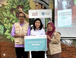 Pemilahan Sampah di Komunitas: Insight Perjalanan Yayasan WINGS Peduli Dampingi Bank Sampah dalam #PilahDariSekarang