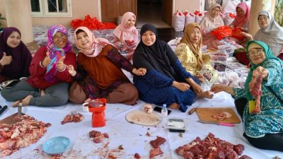 Berbagi Kebahagiaan Lewat Kurban: Komitmen Sosial PP Wanita Islam
