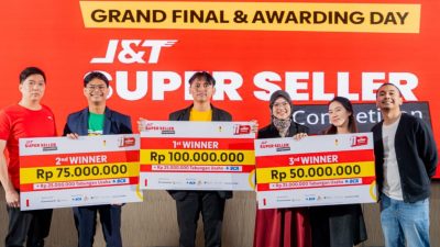 J&T Express Nobatkan Tiga Pemenang J&T Super Seller, Bawa Pulang Total Hadiah Rp 300 Juta